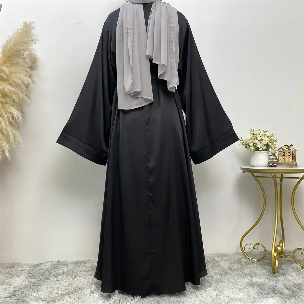 Robe musulmane en satin à lacets pour femme