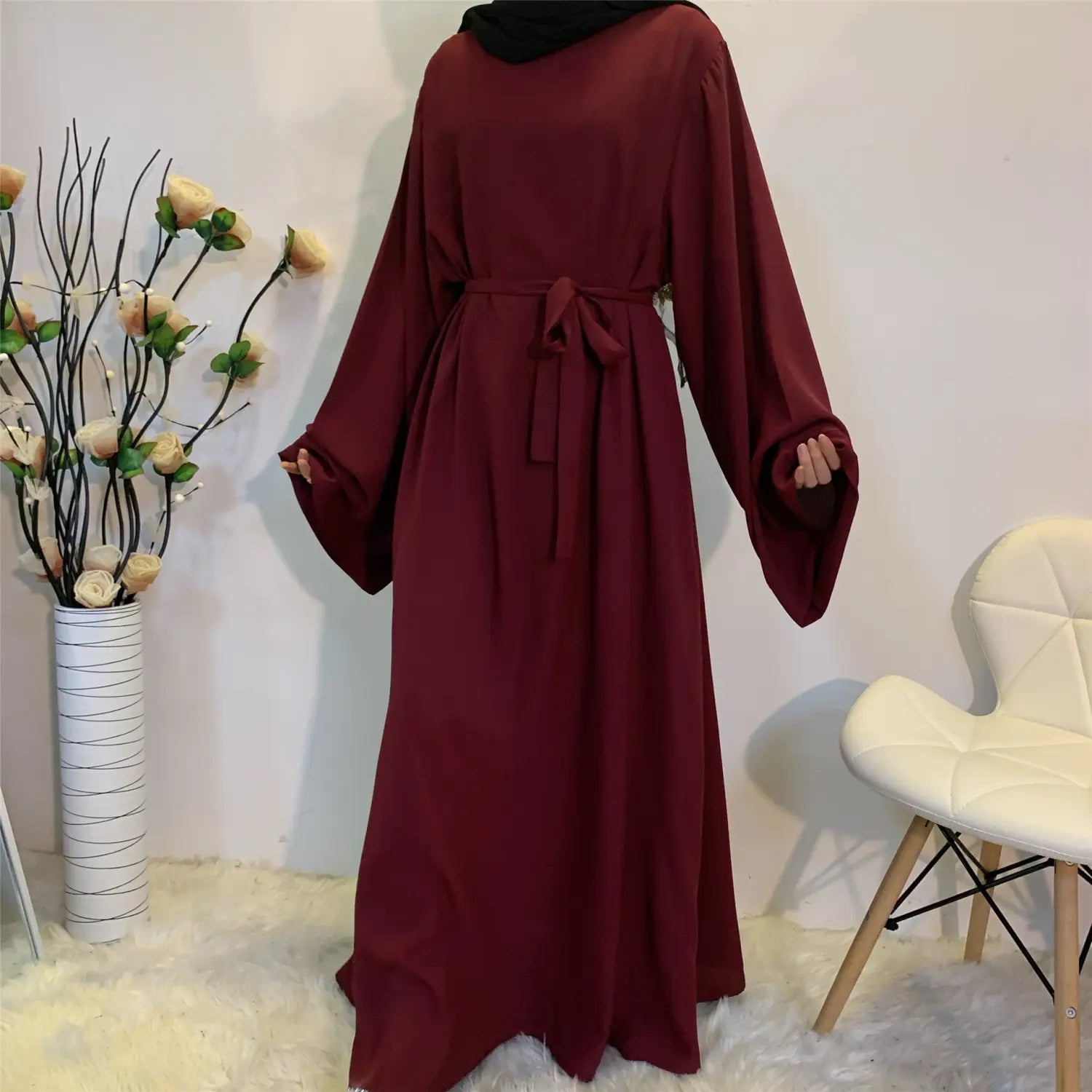 Robe musulmane à lacets de couleur unie grande taille