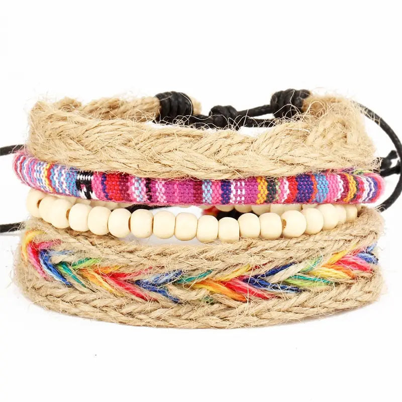 Bracelets et bracelets en cuir perlés à la mode
