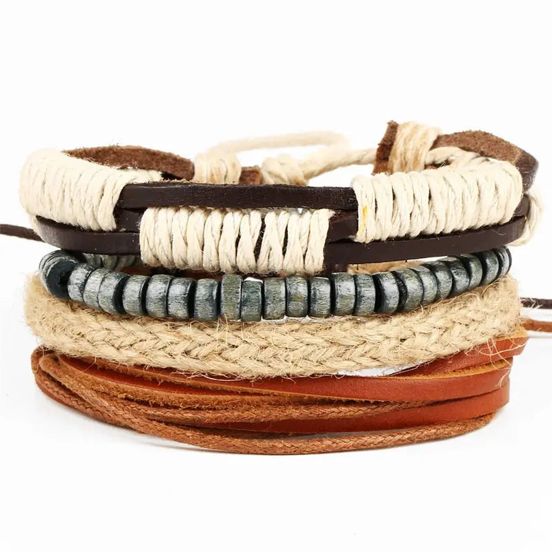 Bracelets et bracelets en cuir perlés à la mode