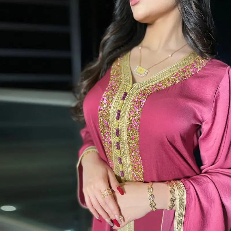 Robe musulmane de Dubaï avec dentelle et ruban diamant