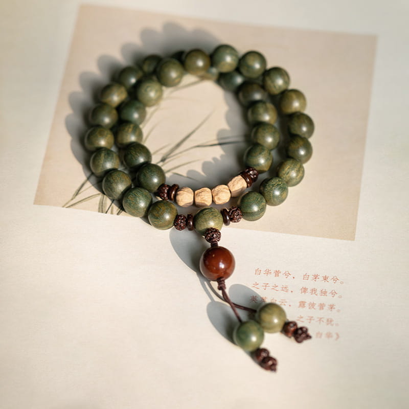Bracelet de prière en bois de santal pour femme