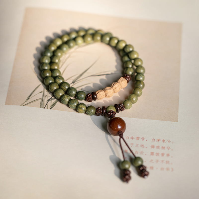 Bracelet de prière en bois de santal pour femme