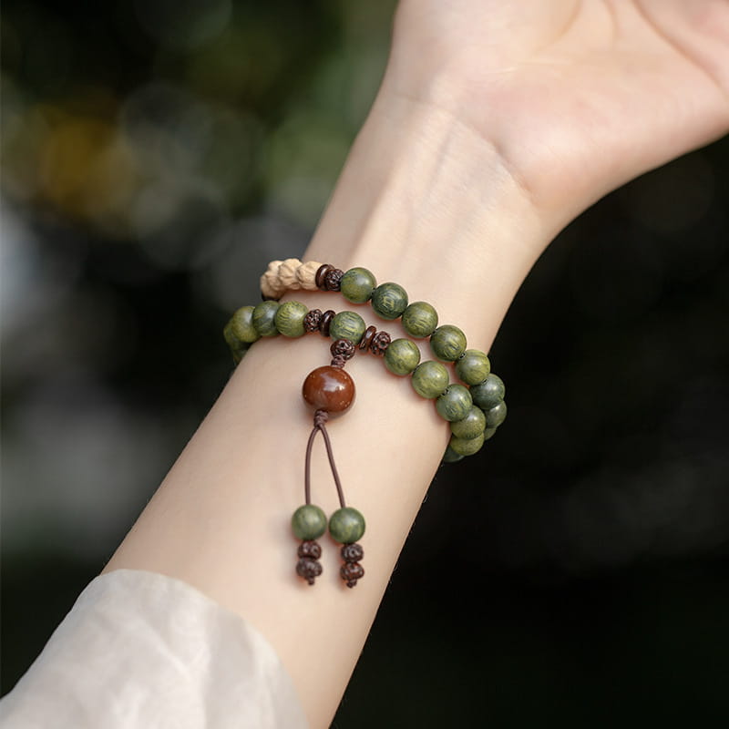 Bracelet de perles de prière en bois de santal pour femme