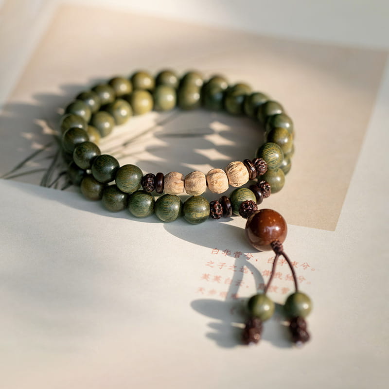 Bracelet de prière en bois de santal pour femme