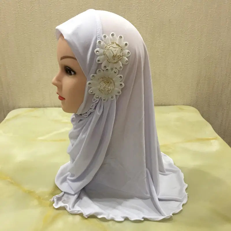 Chapeau turban pour petite fille avec voile à deux fleurs