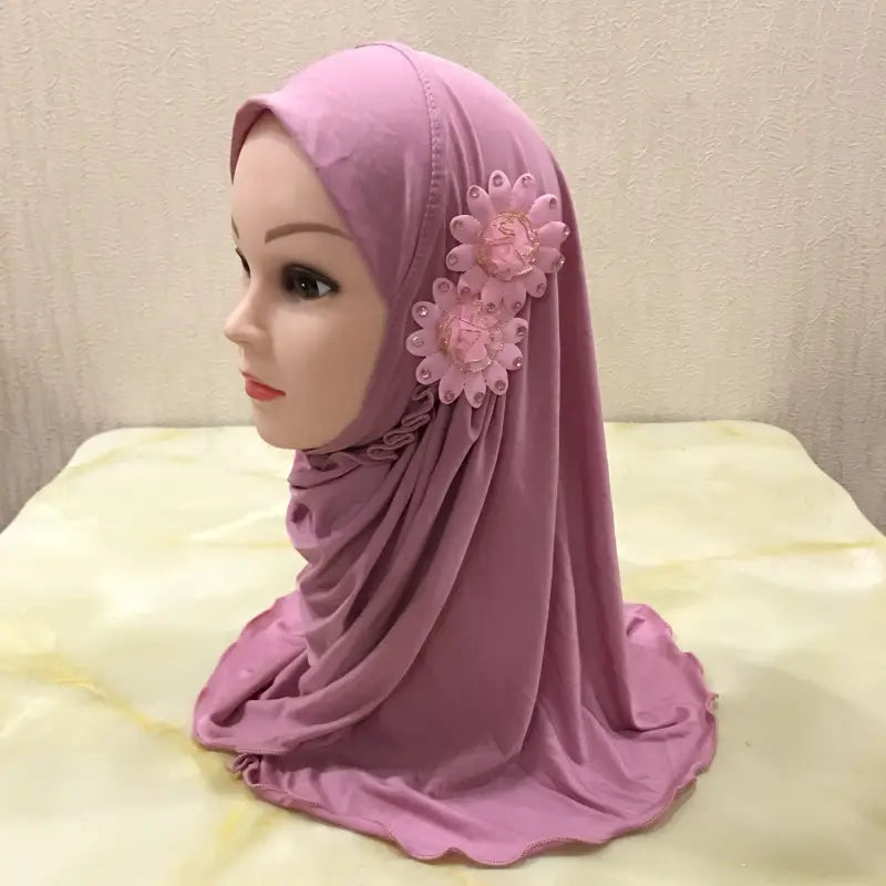 Chapeau turban pour petite fille avec voile à deux fleurs