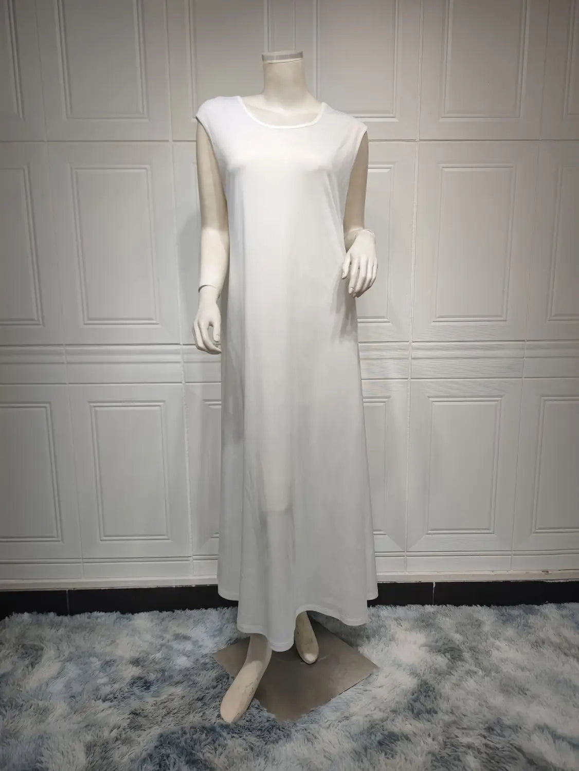 Robe en satin de soie brillante pour femmes musulmanes du Moyen-Orient