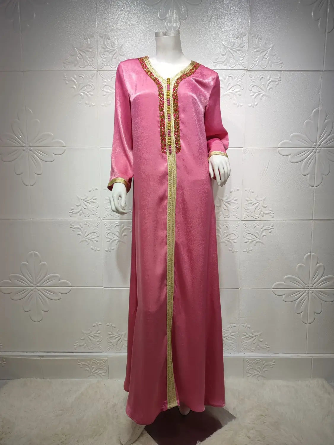 Robe musulmane de Dubaï avec dentelle et ruban diamant
