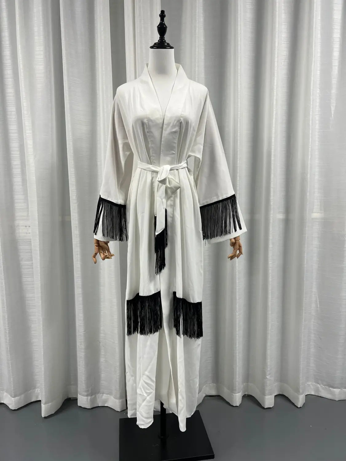 Vêtements ethniques arabes de Dubaï, Moyen-Orient, Abaya, manteau, robe à franges