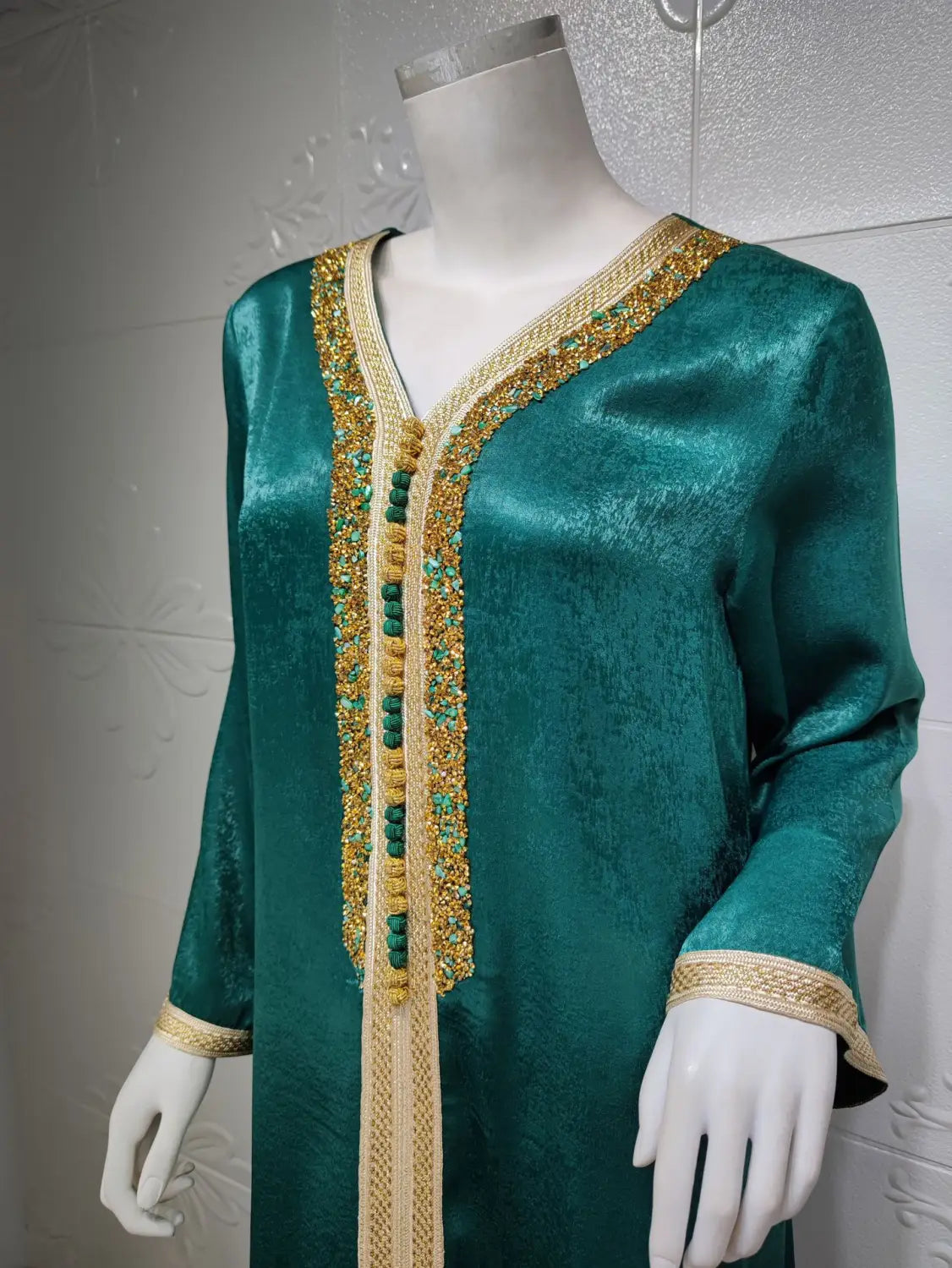 Robe musulmane de Dubaï avec dentelle et ruban diamant