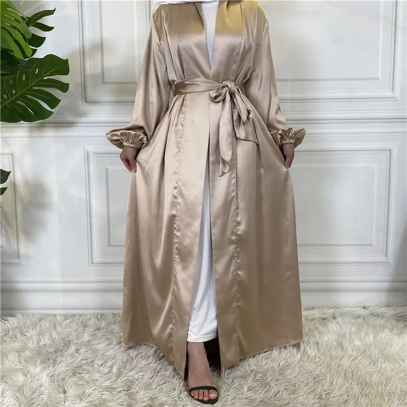Robe cardigan musulmane à la mode
