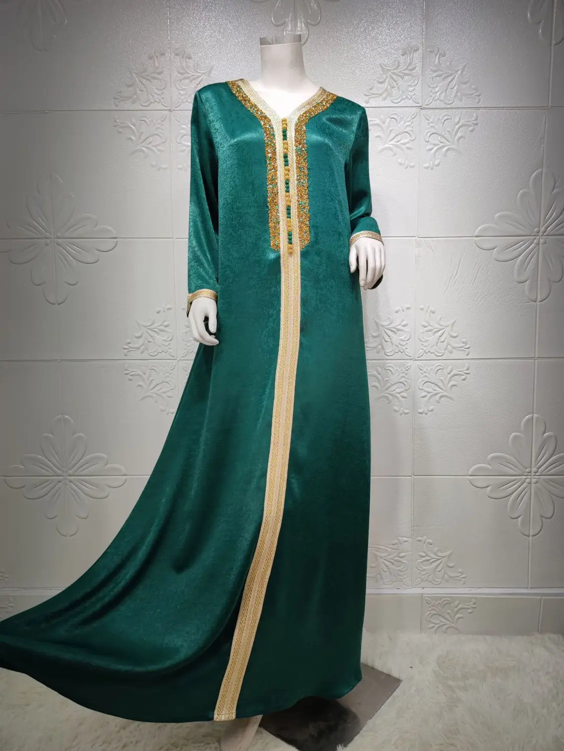 Robe musulmane de Dubaï avec dentelle et ruban diamant