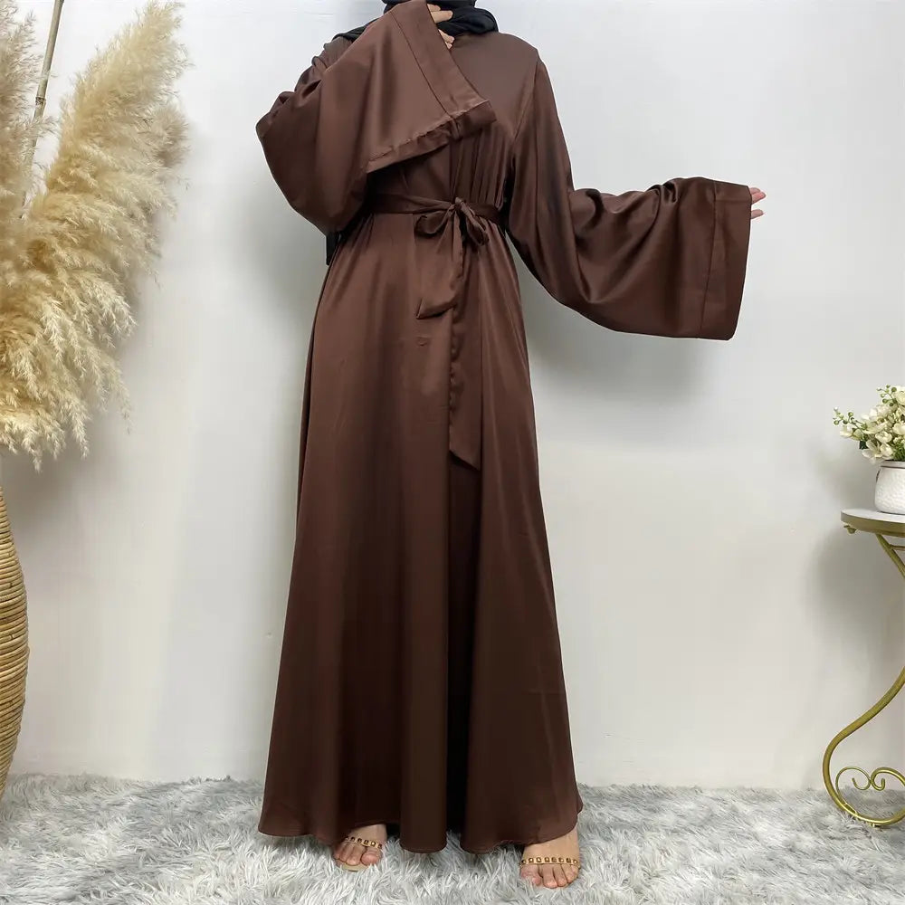 Robe musulmane en satin à lacets pour femme