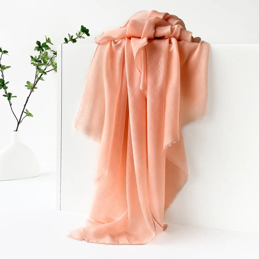 Hijab musulman en coton flammé – Écharpe avec pompons 180×80cm en différentes couleurs.