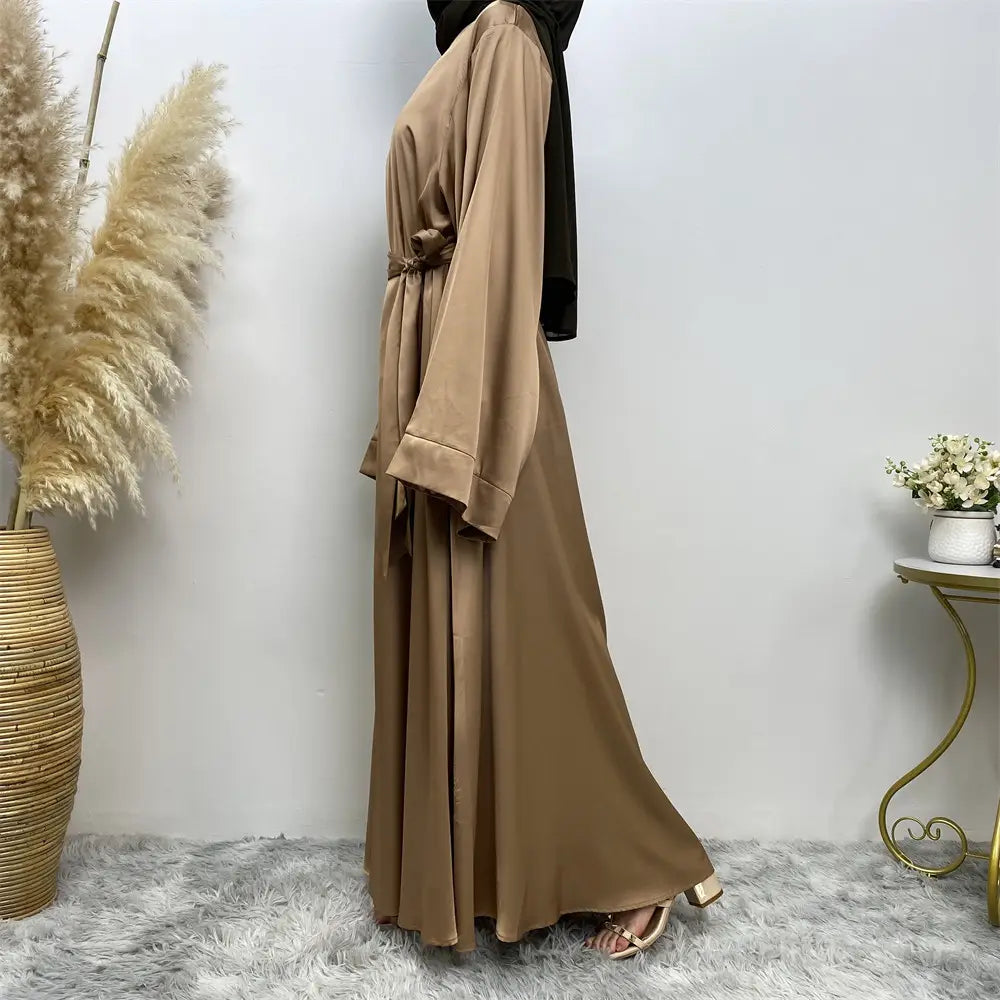 Robe musulmane en satin à lacets pour femme