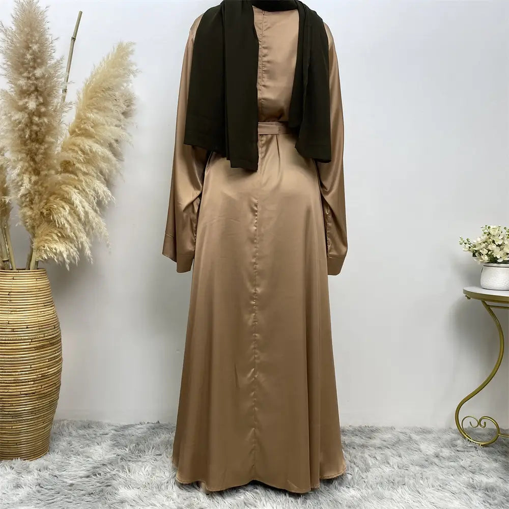 Robe musulmane en satin à lacets pour femme