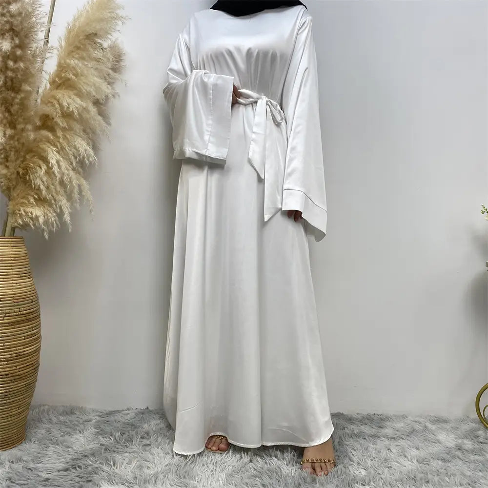 Robe musulmane en satin à lacets pour femme