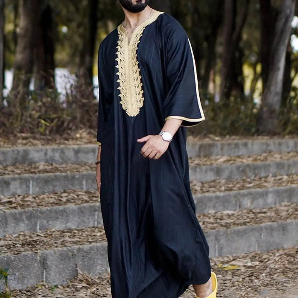 Fashionable Men’s Long Shirt Black Muslim Robe