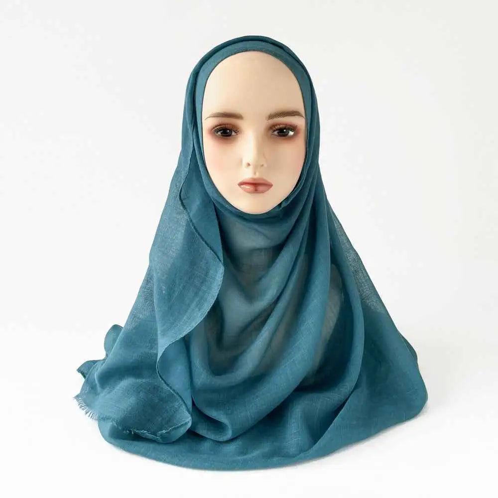 Moslim Hidjab van Slub Katoen – Sjaal met Kwastjes 180×80 cm in diverse kleuren.