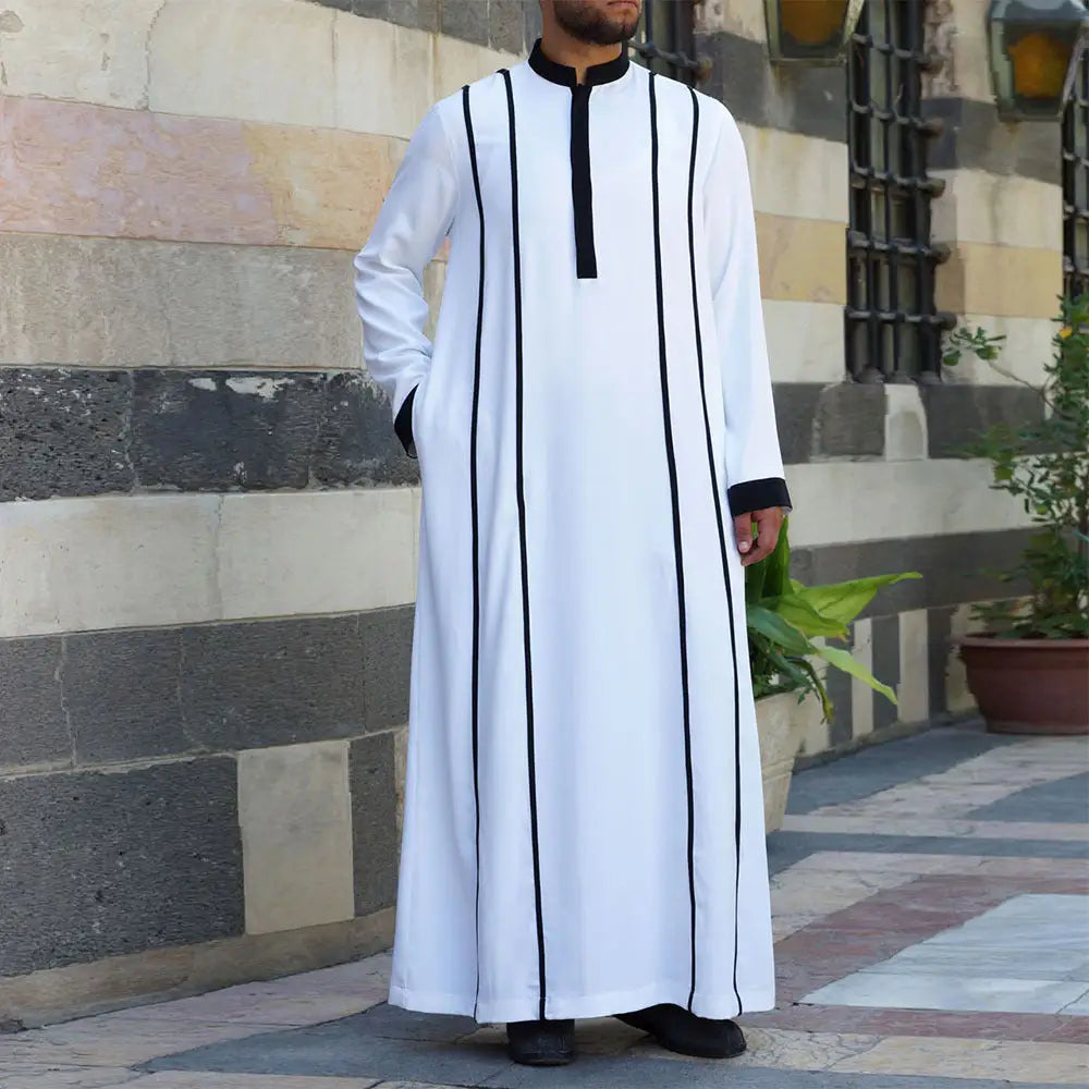 White European And American Four Seasons Universal Color Matching Muslim Robe - White / M